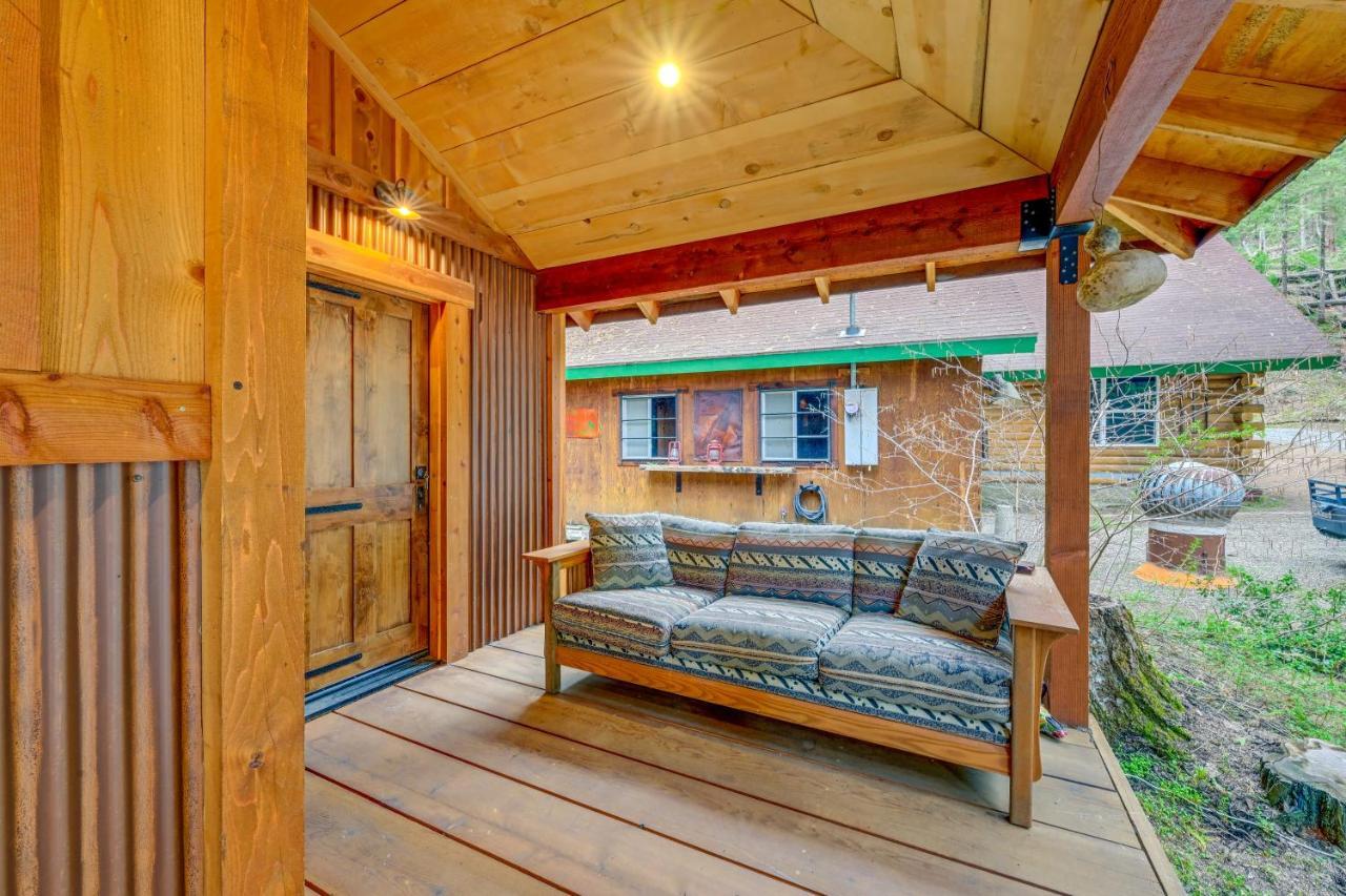 Enchanting Creekside Cabin Near Kings Canyon Park! Badger Esterno foto